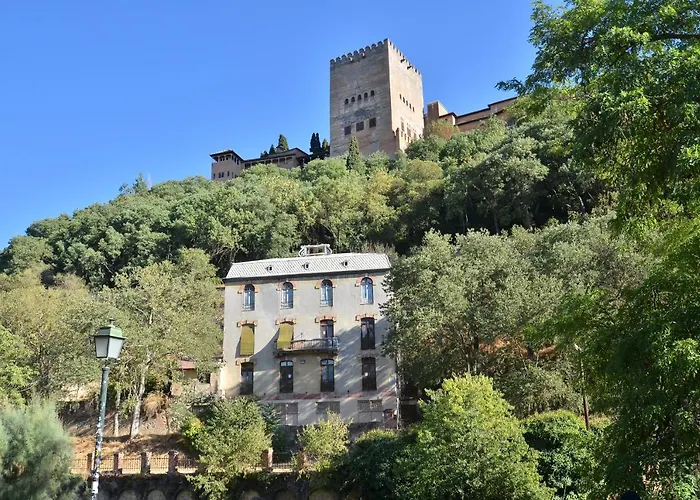 Andalusian Daydream At The Foot Of The Alhambra !